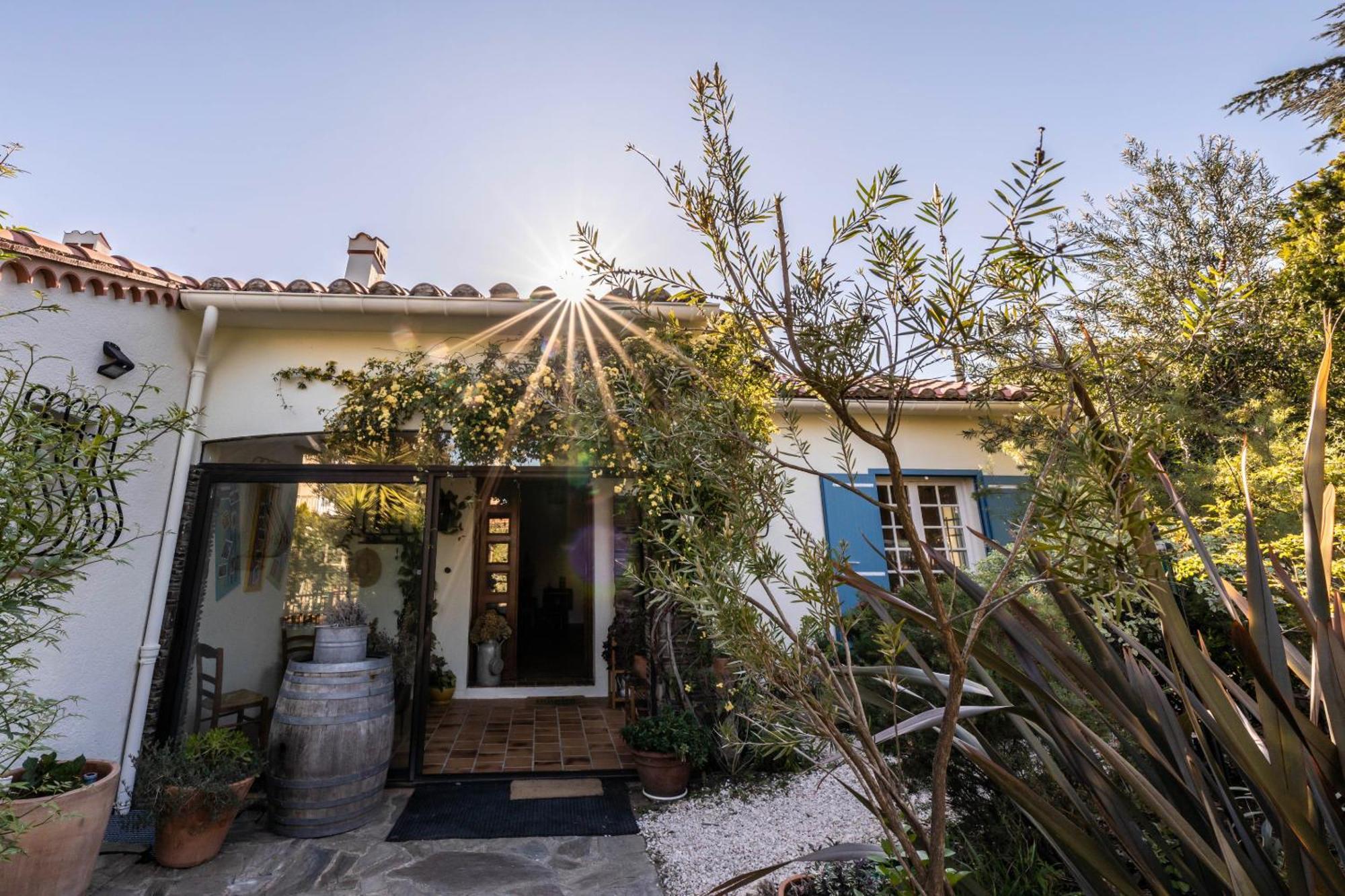 Mas Del Flor Bed & Breakfast Villelongue-dels-Monts Exterior photo